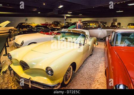 Un 1954 Kaiser Darrin au Musée national de l'automobile à Reno au Nevada Banque D'Images