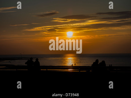 Front de mer de Margate Kent England UK Créatif Coucher du Soleil Banque D'Images