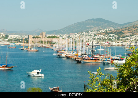 Le château de Bodrum et le port, Bodrum, Mugla, Turquie Banque D'Images