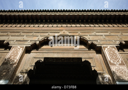 Marrakech - le Palais de la Bahia. Détail de linteau de porte et arch. Banque D'Images