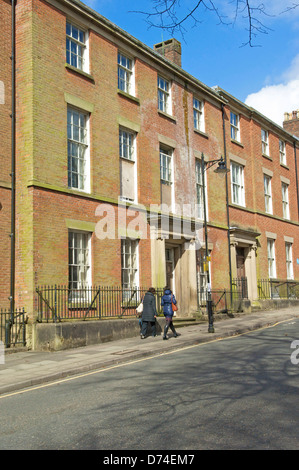 Anciens bureaux dans Winckley Preston Square, centre-ville. Banque D'Images