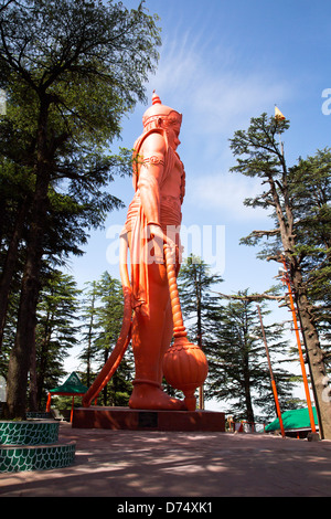 Seigneur Hanuman statue au Temple, Jakhoo Jakhoo Hill, Shimla, Himachal Pradesh, Inde Banque D'Images