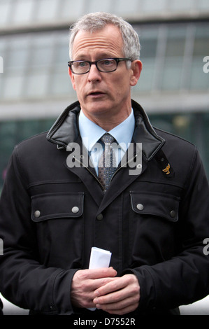 Brian Paddick parle à l'hôtel de ville, London, UK Banque D'Images