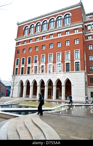 Trois Brindleyplace, Birmingham, UK Banque D'Images