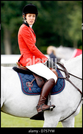 Charlotte Casiraghi au Global Champions Tour Chantilly - Jour 2 Chantilly, France - 23.07.11 Banque D'Images