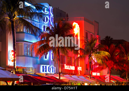 Rangée d'hôtels, hôtel Colony, South Beach, Miami Beach, Floride USA Banque D'Images