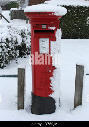 Photos de la neige dans et autour de St Paul's Cray le capital des pays et les banlieues environnantes a connu son premier Banque D'Images