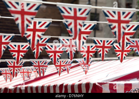 Union Jack noir,Grande-bretagne, drapeau, drapeaux, drapeaux Union Jack, en Angleterre. Party Time. Bunting Banque D'Images