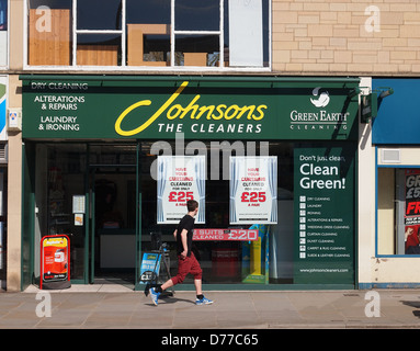 Les Johnsons Cleaners Chippenham Banque D'Images