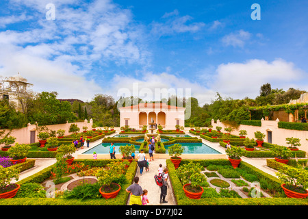 Jardin de la Renaissance italienne, jardins de Hamilton, Hamilton, Waikato, Nouvelle-Zélande. Banque D'Images