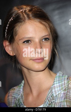 Joséphine Japy Dépistage pour 'Le Moine' tenue au cinéma UGC Les Halles - Arrivées Paris, France - 12.07.11 Banque D'Images