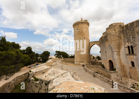 PALMA - circa 2013 : Palma de Mallorca château dans une journée ensoleillée Banque D'Images