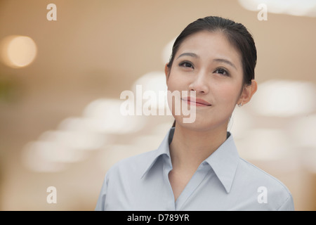 Portrait of smiling businesswoman, Beijing Banque D'Images