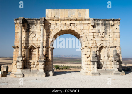 De Triomphe, les ruines de Volubilis, Maroc Banque D'Images