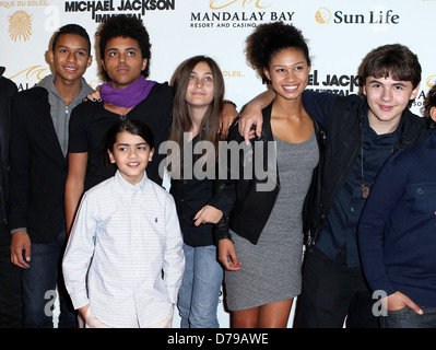 Jackson Prince, Paris et Blanket Jackson Jackson l'ouverture de "Michael Jackson THE IMMORTAL World Tour' au Mandalay Banque D'Images