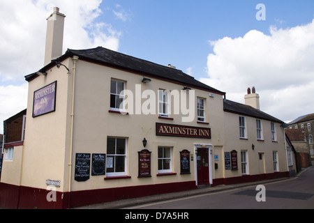 L'Axminster Inn, une ville de marché d'Axminster sur Devon, Angleterre Royaume-uni Banque D'Images