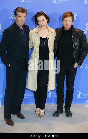 Pierce Brosnan, Ewan McGregor et Olivia Williams (l-r) à la photocall de "Ghost Writer" au cours de la Berlinale 2010 le 12 février en 2010. Banque D'Images