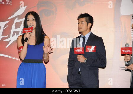 Aaron Kwok et Charlie Yeung à la conférence de presse de Noël rose à Shenzhen, Guangdong, Chine le lundi 29 avril 2013. Banque D'Images