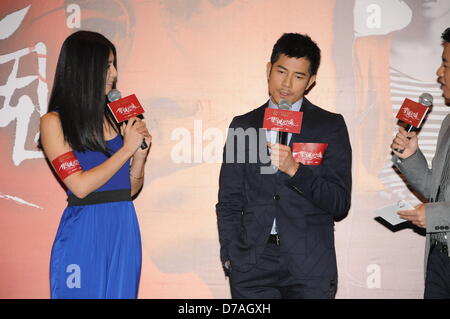 Aaron Kwok et Charlie Yeung à la conférence de presse de Noël rose à Shenzhen, Guangdong, Chine le lundi 29 avril 2013. Banque D'Images