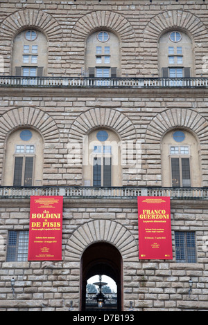 Façade du musée du palais Palazzo Pitti, Florence, Italie Banque D'Images