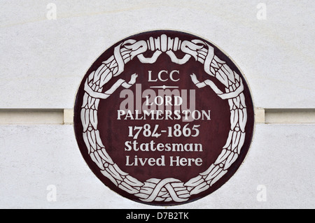 Londres, Angleterre, Royaume-Uni. Commémoration de la résidence de Lord Palmerston au n° 4, Carlton Gardens Banque D'Images