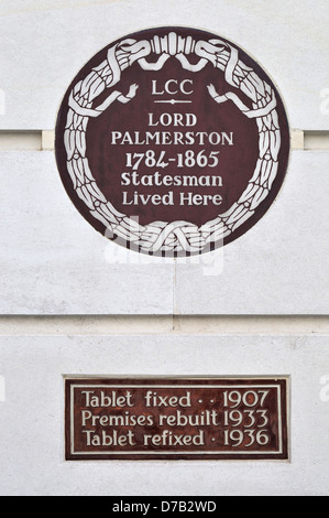 Londres, Angleterre, Royaume-Uni. Commémoration de la résidence de Lord Palmerston au n° 4, Carlton Gardens Banque D'Images