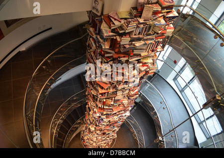 Lincoln Book Tower se compose d'une sélection de livres écrits sur Abraham Lincoln Banque D'Images