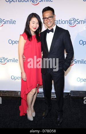 New York, USA. 2e mai 2013. au niveau des arrivées pour l'Opération Sourire 2013 Gala, Cipriani Wall Street, New York, NY Le 2 mai 2013. Photo par : Andres Otero/Everett Collection/Alamy Live News Banque D'Images