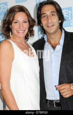 LuAnn comtesse de Lesseps et Jacques Azoulay Miracle House summer kick-off à l'Bridgehampton Club Plage et Tennis - Banque D'Images