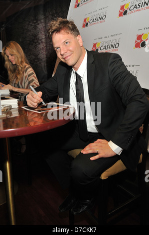 Jim Parrack et Kristen Bauer de la série HBO 'True Blood' apparaissent à la Seminole Coconut Creek casino de Coconut Creek, en Floride Banque D'Images