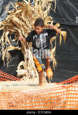 Le fils de Heidi Klum Henry Samuel célébrités passent l'après-midi à Mr Bones Pumpkin Patch dans West Hollywood West Hollywood, Banque D'Images