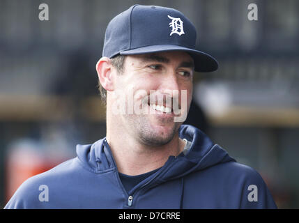 29 avril 2013 - Detroit, Michigan, États-Unis d'Amérique - 29 Avril 2013 : le lanceur partant des Detroit Tigers Justin Verlander (35) au cours de l'action jeu MLB entre les Twins du Minnesota et les Tigers de Detroit à Comerica Park à Detroit, Michigan. Les Tigres défait les jumeaux 4-3. Banque D'Images