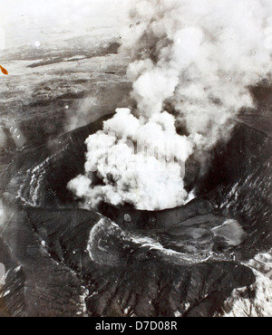 15 Daniels Album volcan actif le sud de Honshu (3) Banque D'Images