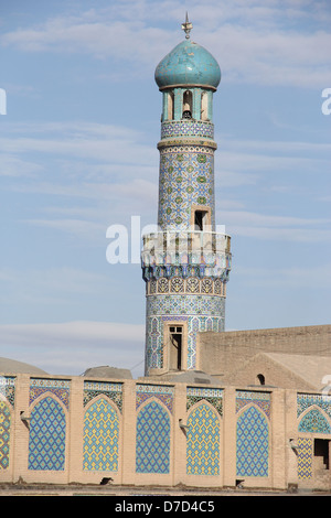 Le Masjid-i Jami de Herat, la première mosquée de la congrégation, a été construit sur le site de deux petites mosquées Ghaznavid...... Banque D'Images