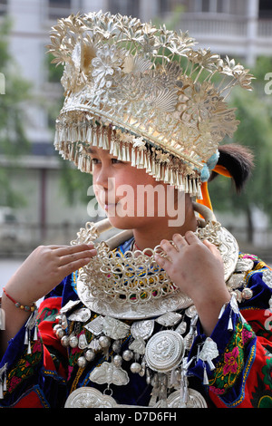 La Chine, la province du Guizhou, Taijiang village, tribu Miao, Sister's festival de repas Banque D'Images