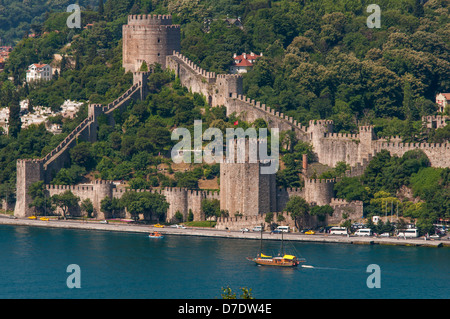 Rumelian Rumelihisari (Château) est une forteresse située dans le district de Sariyer Istanbul,Turquie Banque D'Images