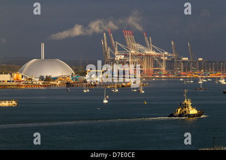 Récupération de l'énergie de Veolia à Southampton de Marchwood. (Processus de Marchwood) déchets non recyclables à fournir jusqu'à 16 MW d'électricité Banque D'Images