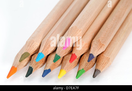 Détail macro d'un ensemble de crayons de couleur. Banque D'Images