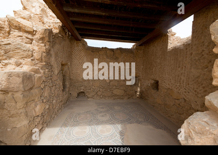 Mosaïque dans l'Église Byzantine à Massada, La Mer Morte, Israël Banque D'Images