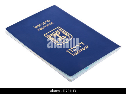 Passeport israélien isolé sur fond blanc. Banque D'Images