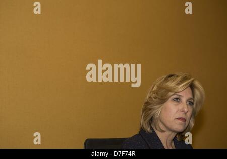 16 avril 2013 - Los Angeles, Californie, États-Unis - LOS ANGELES. Wendy Greuel candidat à la mairie en entrevue. (Crédit Image : © Chiu/ZUMAPRESS.com) Ringo Banque D'Images