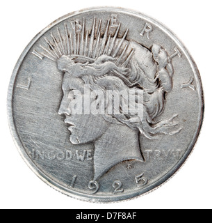 Vue frontale avers (chefs) silver dollar frappées en 1925 connu sous le nom de "Peace Dollar". Représenté est un emblement lady Banque D'Images