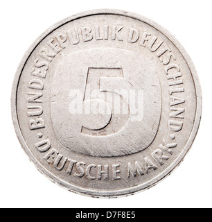 Vue frontale (avers) têtes d'un côté 5 Deutsche Mark (DM) pièce de monnaie frappées en 1980. Dénomination représenté est une pièce de monnaie. Deutsche Mark était Banque D'Images