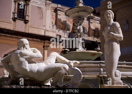 La Piazza Pretoria à Palerme, Sicile Banque D'Images