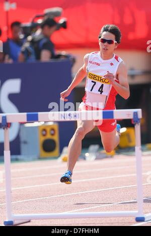 Tokyo, Japon. 5 mai 2013. Takayuki Kishimoto (JPN), 5 mai 2013 - Athlétisme : SEIKO Golden Grand Prix à Tokyo, men's 400mH au Stade National, Tokyo, Japon. (Photo par AFLO SPORT/Alamy Live News) Banque D'Images