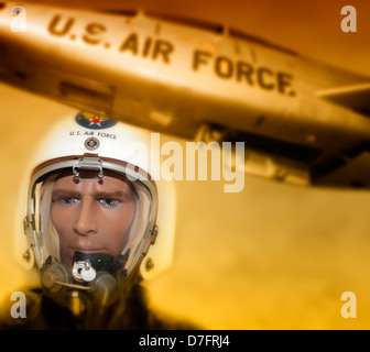 Modèle de pilote de chasse avec une combinaison pressurisée, US Air Force, Aircraft Collection Zweibrücken, Allemagne, Europe Banque D'Images