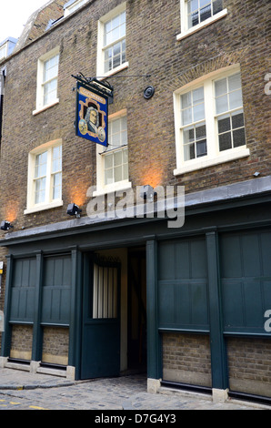 Captain Kidd pub, Wapping High Street, Wapping, London, England, UK Banque D'Images