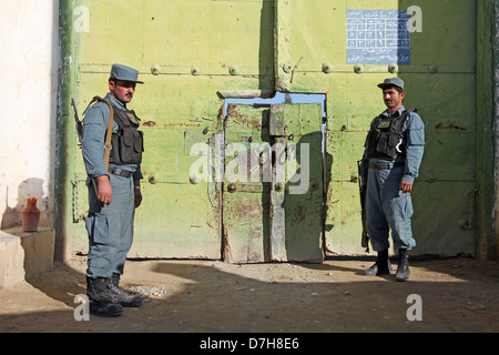 Porte de prison de Kunduz, dans le Nord de l'Afghanistan Banque D'Images