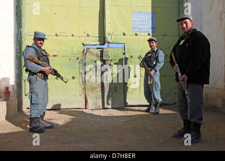 Porte de prison de Kunduz, dans le Nord de l'Afghanistan Banque D'Images