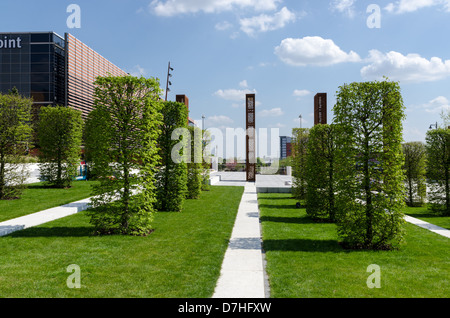 Le nouvellement ouvert Eastside City Park près de Millenium Point dans Birmingham Banque D'Images